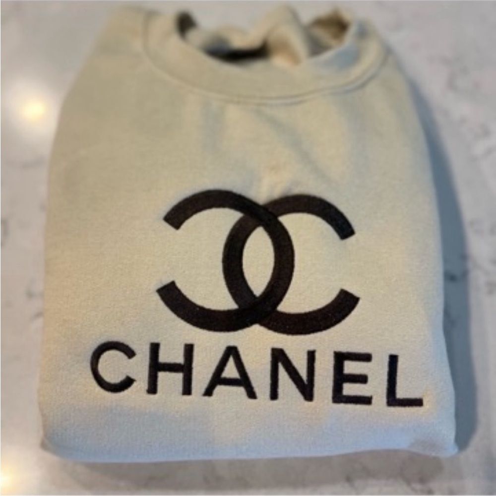 Paris Vintage Inspired Cream Sweater